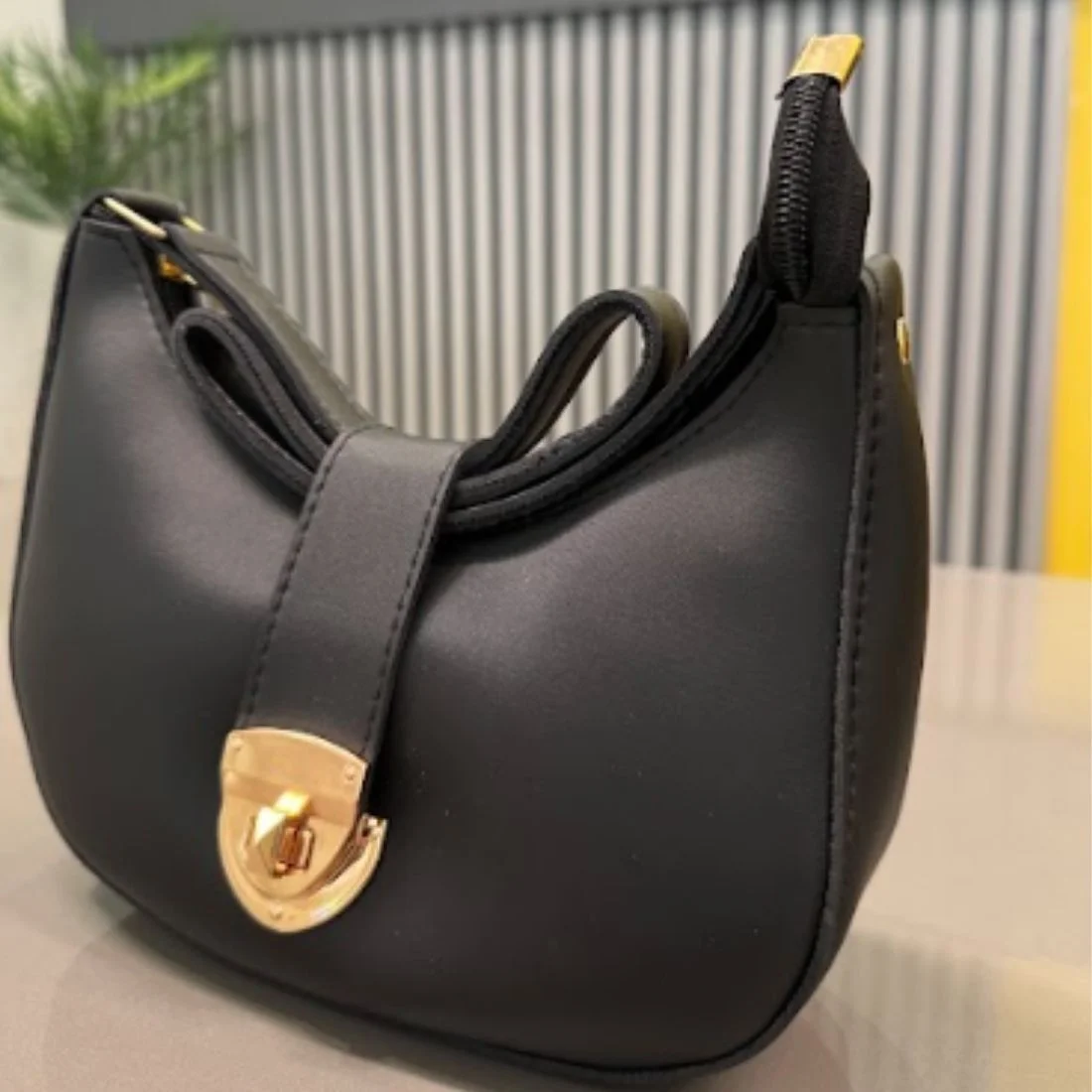 Crescent Leather Luxury Shoulder Bag for Women | Black - Image 3
